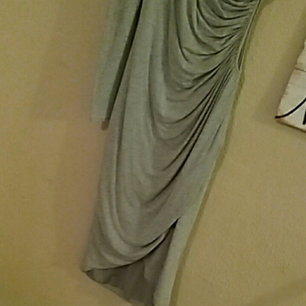 Dress - Picture 6 of 6